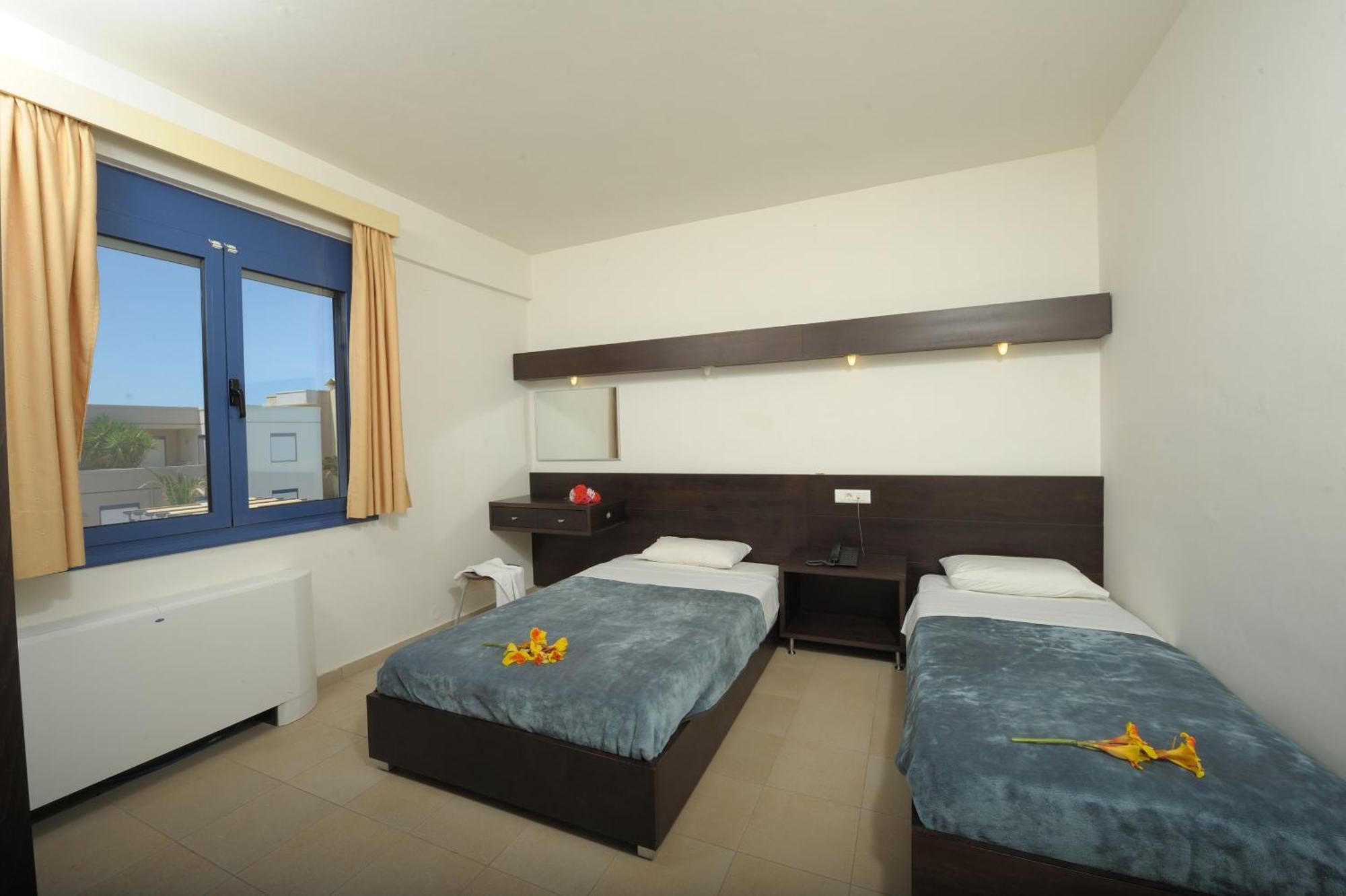 Meropi Hotel & Apartments Malia Eksteriør billede